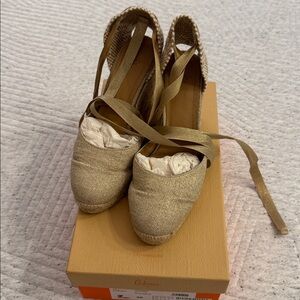 Castañer Espadrilles in Gold